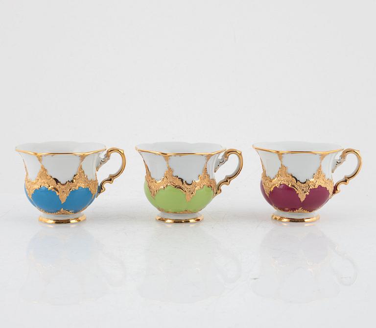 An 18-piece porcelain coffee and tea service, Meissen, 20th Century.