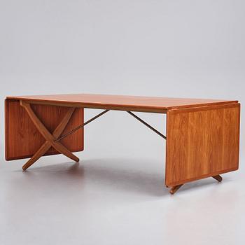 Hans J. Wegner, an 'AT-314' dinner table with flaps, Andreas Tuck, Denmark 1950-60s.