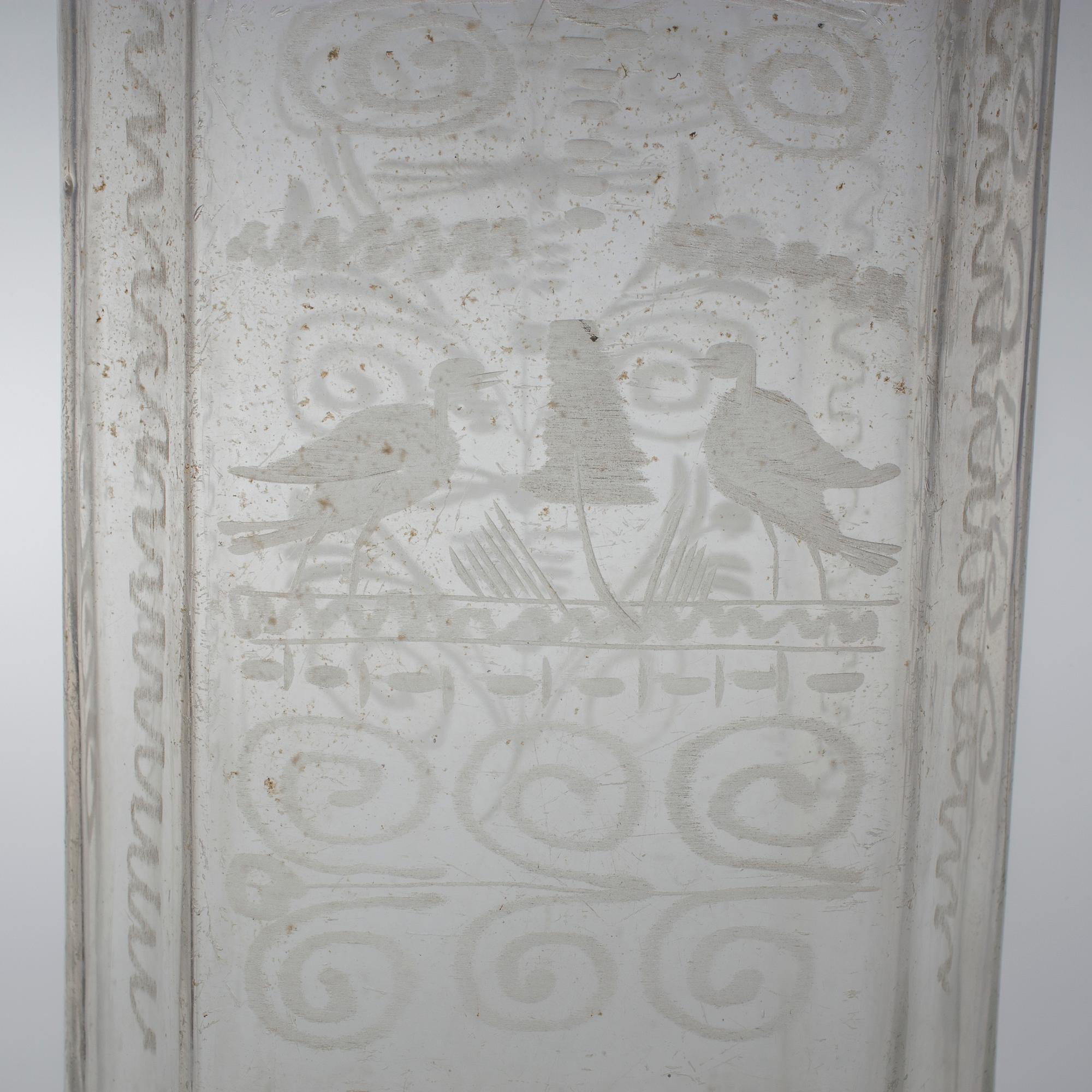 BRÄNNVINSFLASKOR, 5 st. Glas. 1800-tal.