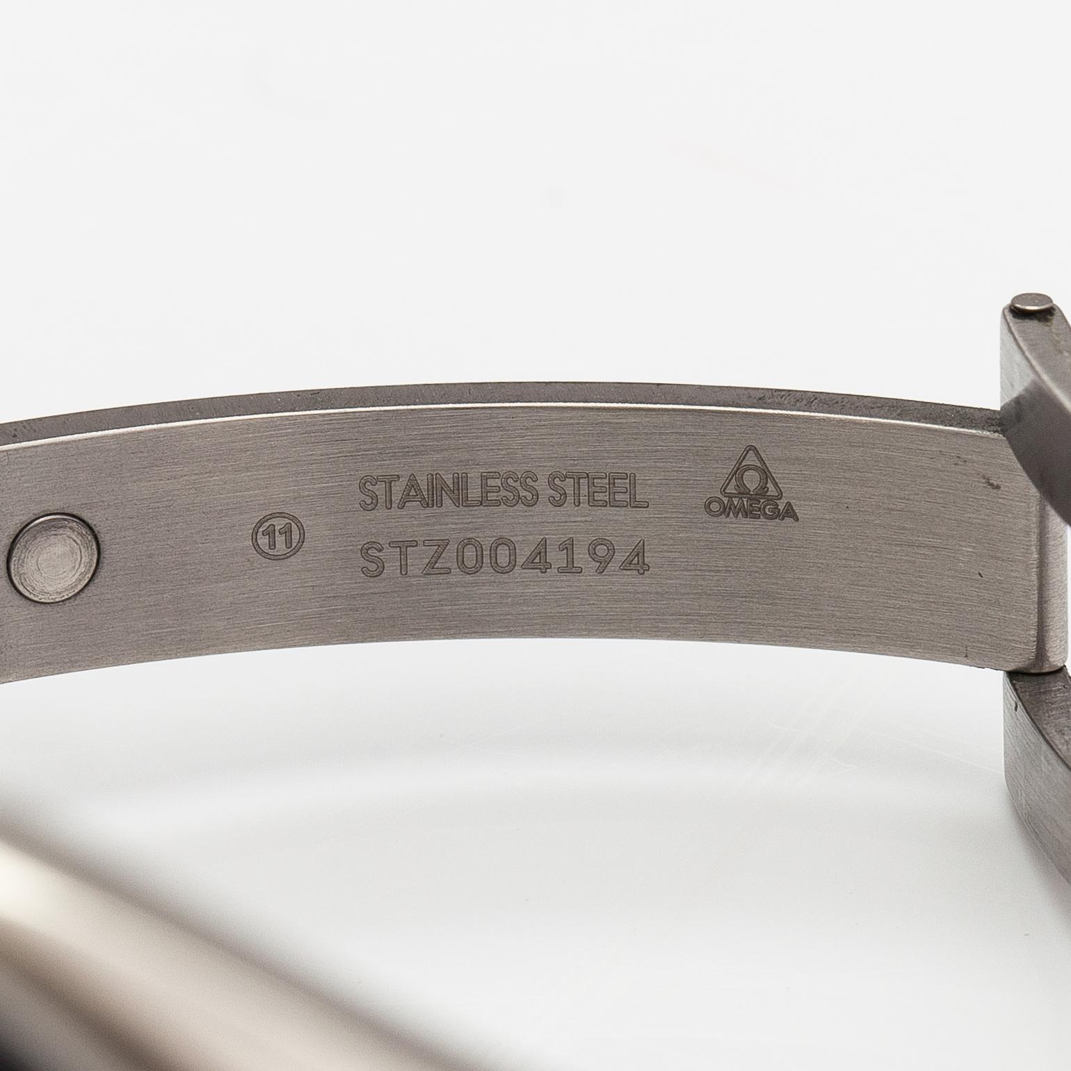 Omega, Speedmaster, Professional, Moonwatch, wristwatch, 42 mm.