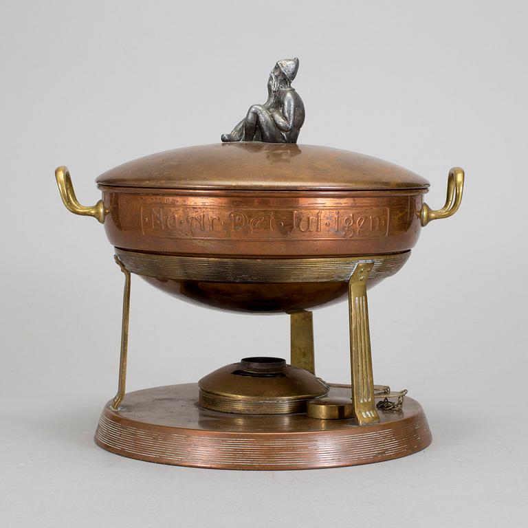 GLÖGGRYTA, koppar, tenn samt mässing, Gustav Eriksson, Eskilstuna, jugend, tidigt 1900-tal.