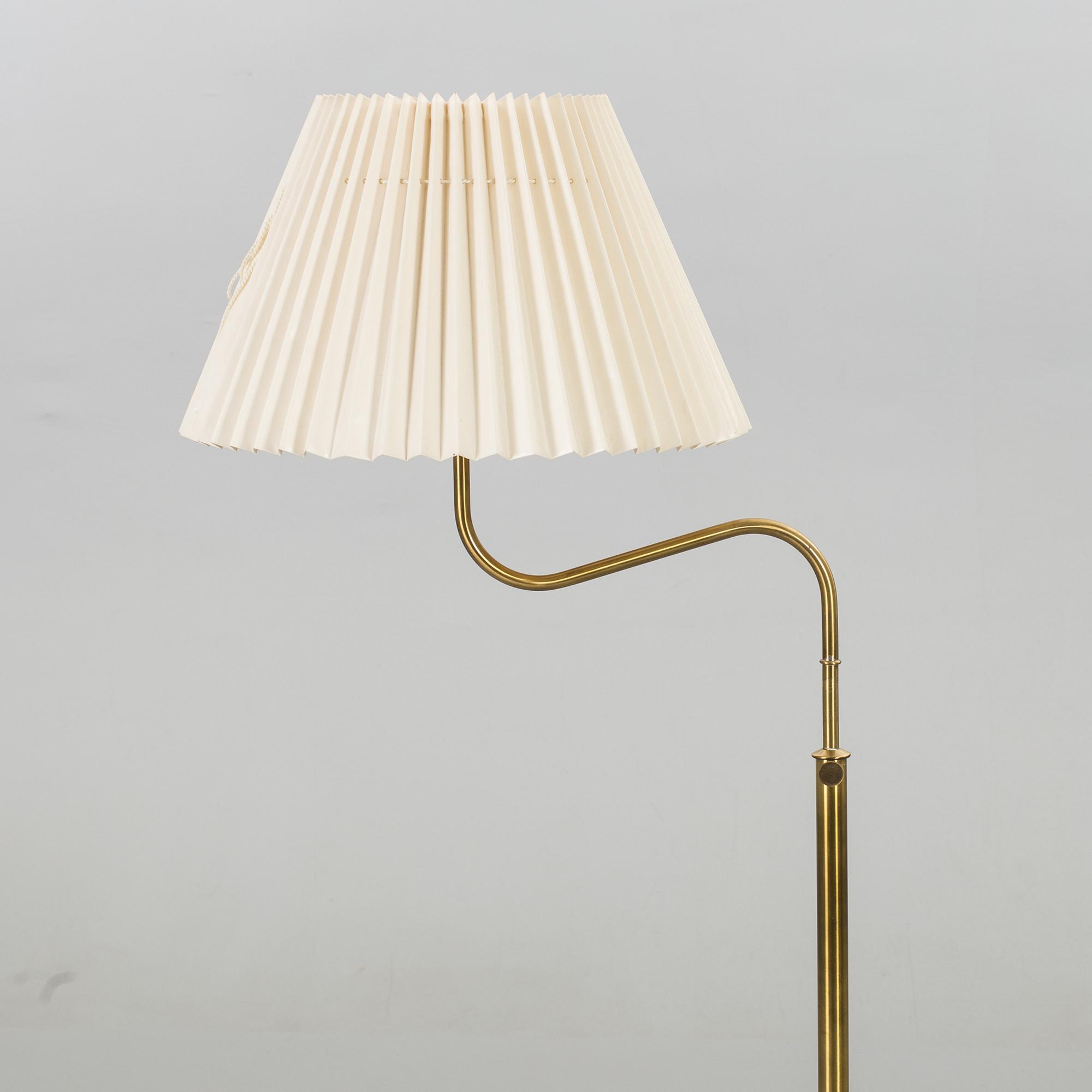 A JOSEF FRANK FLOOR LAMP" 2568 " LILLA KAMELEN" FOR FIRMA SVENSKT TENN.