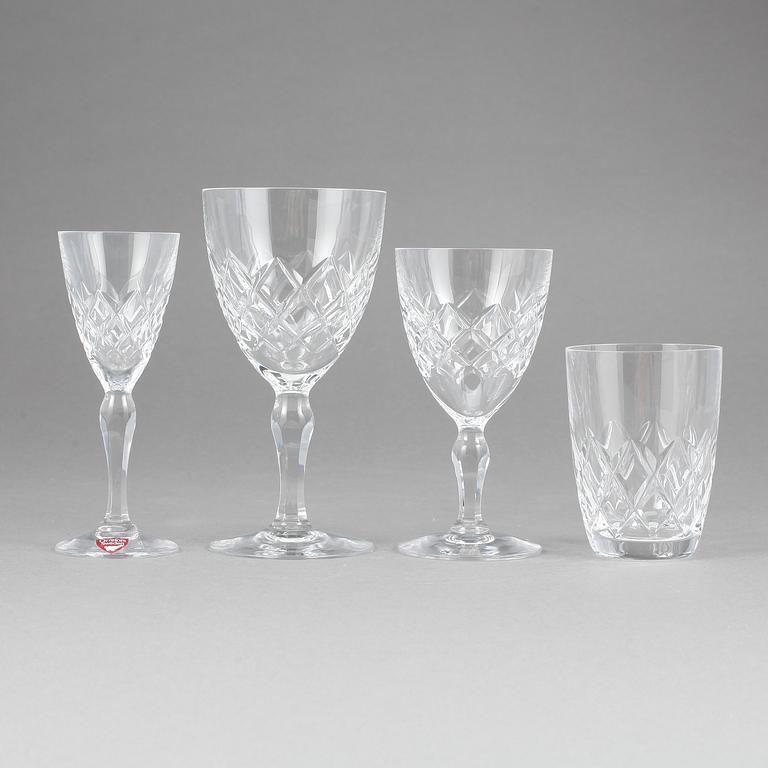 GLASSERVIS, 48 delar, "Karolin", Gunnar Cyrén, Orrefors.