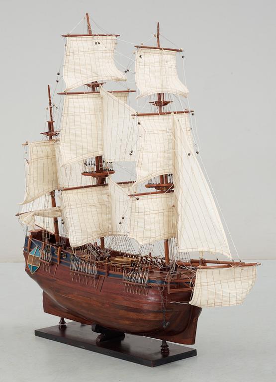 FARTYGSMODELL, trä och textil, 1900-talets mitt.