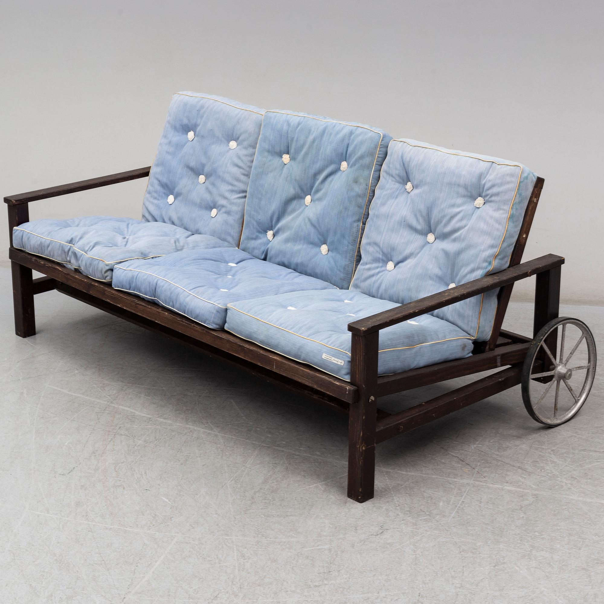 ELSA STACKELBERG, a garden sofa from the second half of the 20th century.
