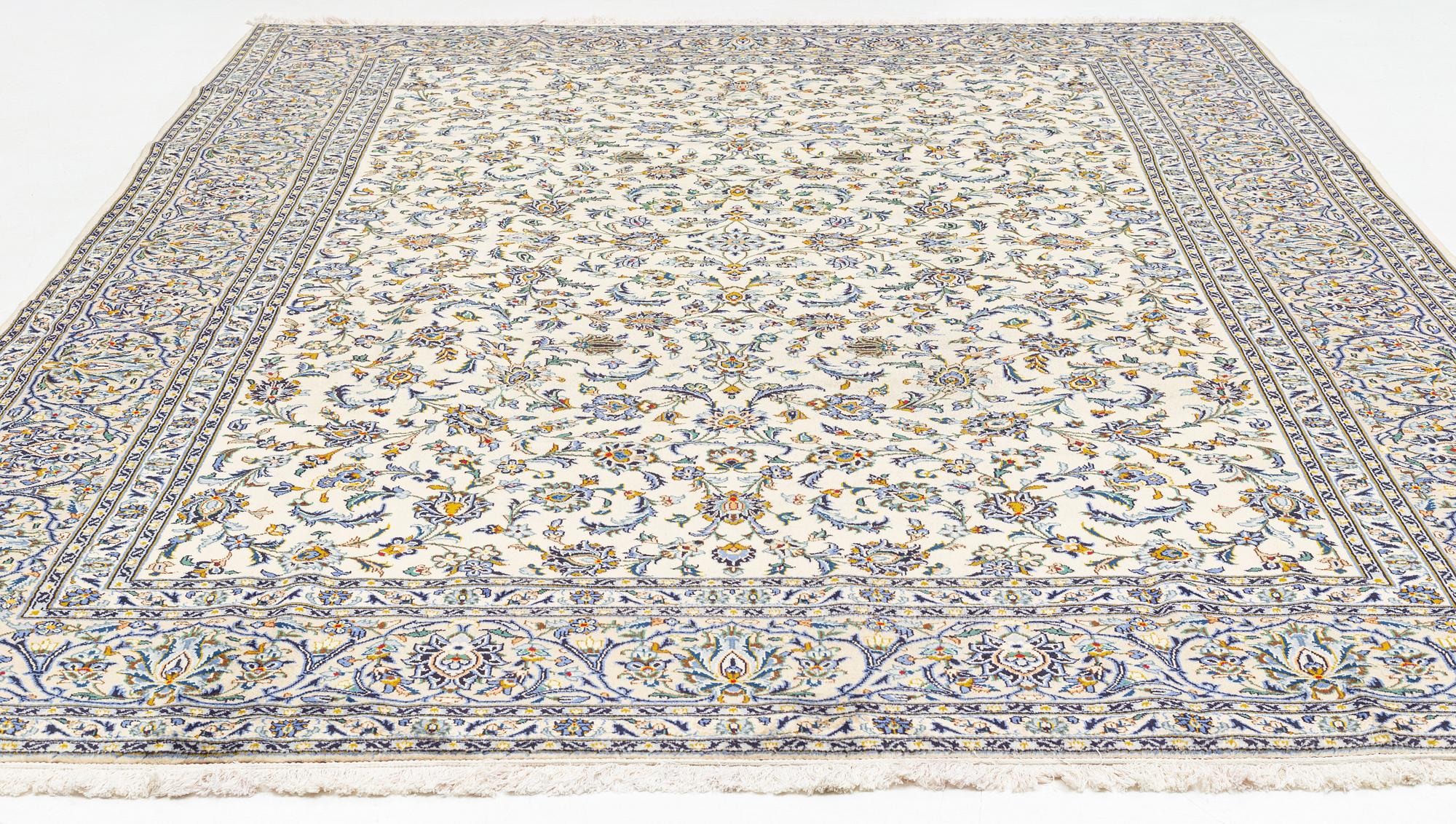 Matta, Keshan, ca 406 x 297 cm.