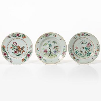 Twelve Famille Rose export porcelain plates, China, yongzheng (1722-35) & Qianlong (1736-95).
