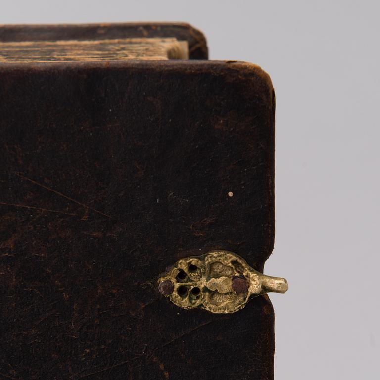A Swedish bible from 1688, printed in Amsterdam.