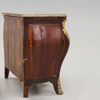 A Swedish Rococo 18th century commode by Lars Nordin, master 1743, not signed.