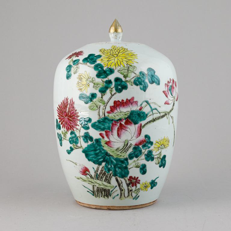 A famille rose jar with cover, China, 20th Century.