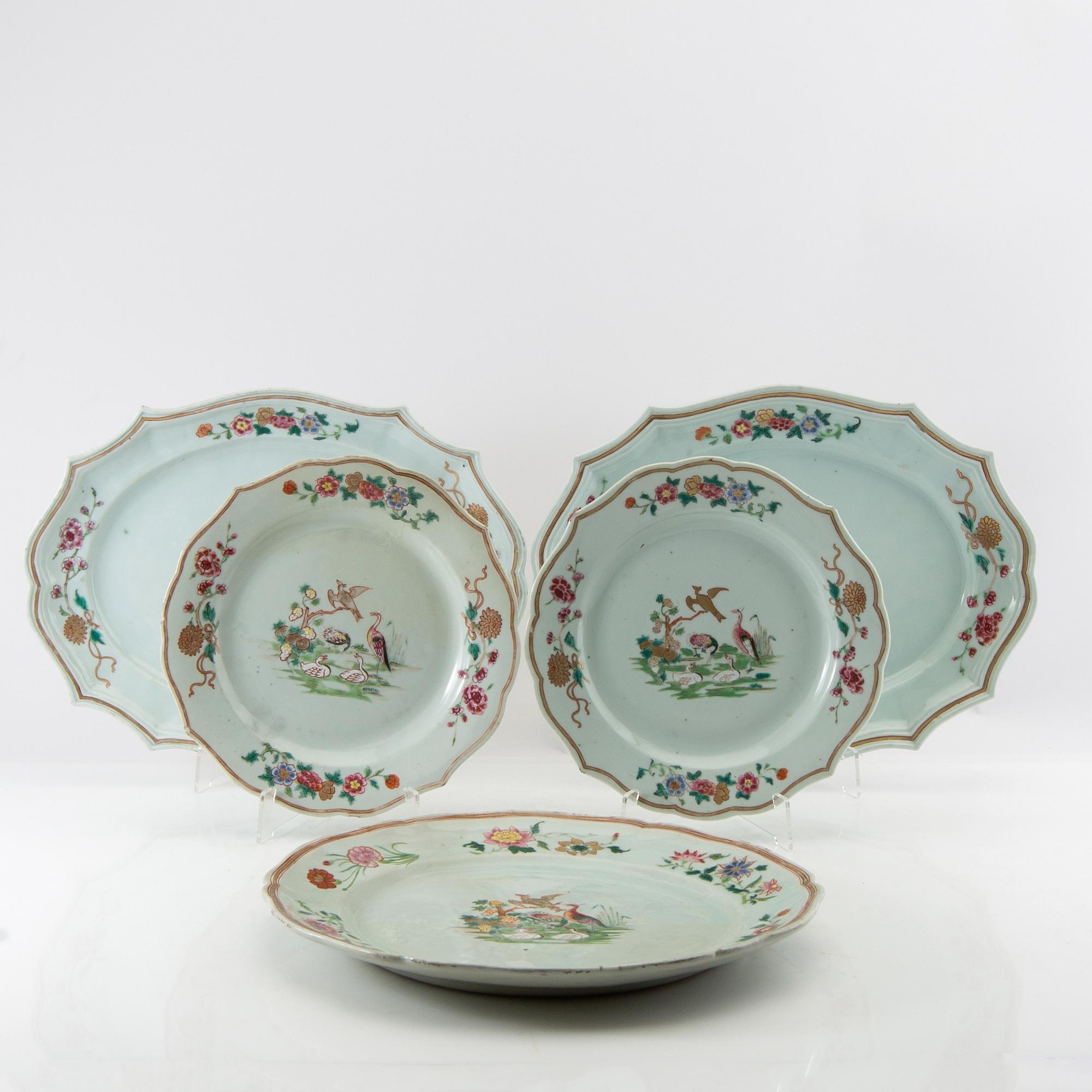 Service pieces 5 pcs China 18th century porcelain.