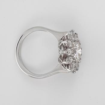 RING with a 2.27 ct center stone brilliant-cut diamond and pear-shaped diamond total carat weight 1.20 ct.