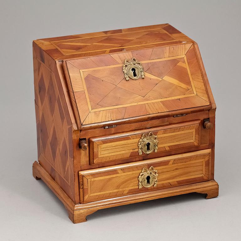 SNEDKLAFFSBYRÅ, miniatyr, 1700-tal.
