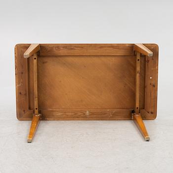 Coffee table, mid-20th century.