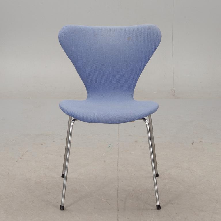 STOL, "Sjuan", Arne Jacobsen för Fritz Hansen, Danmark. 1971.