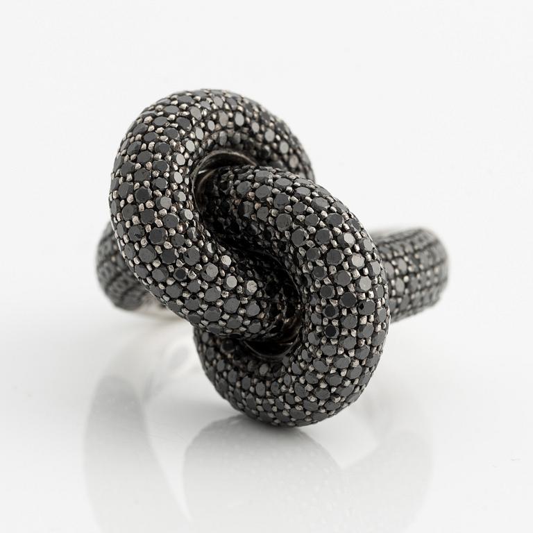 An Engelbert ring "The Legacy Knot" large, 18K white gold with black diamonds.