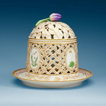 880. A Royal Copenhagen 'Flora Danica' ice bell, Denmark, 20th Century.