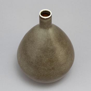 CARL-HARRY STÅLHANE, a unique stoneware vase, Rörstrand.