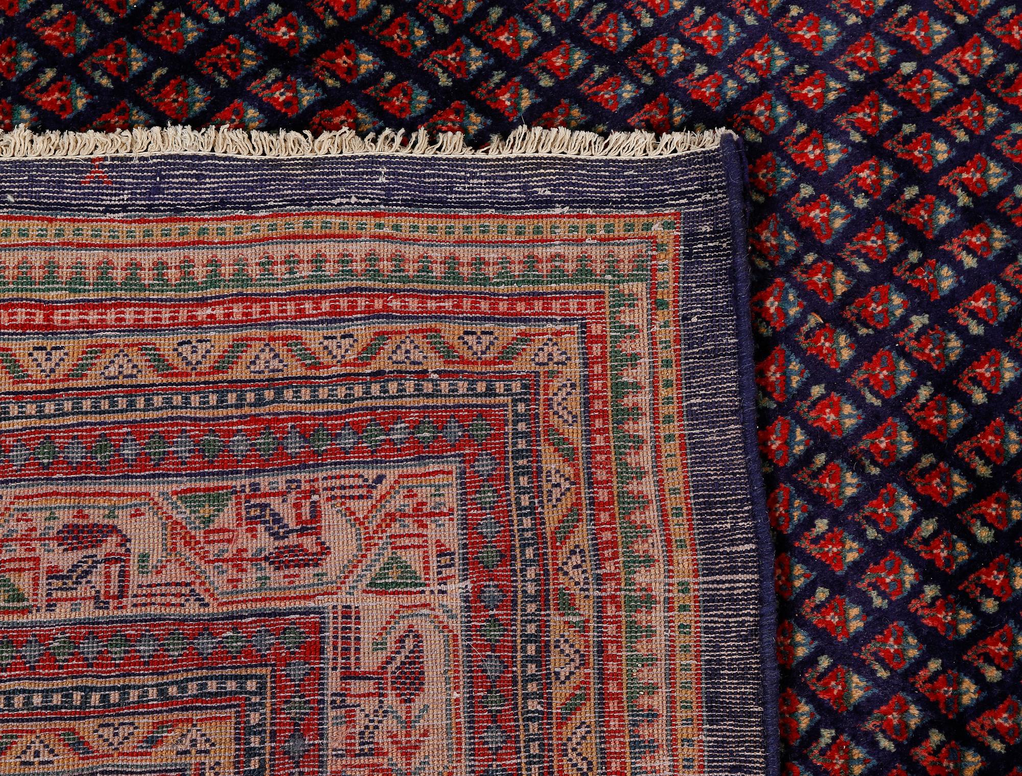 MATTA, Sarouk, modern tillverkning, ca 310 x 240 cm.