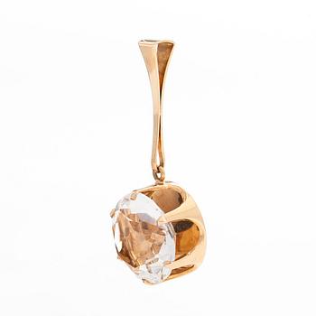 Elis Kauppi, A 14K gold pendant with a rock crystal. Kupittaan kulta, Turku 1966.