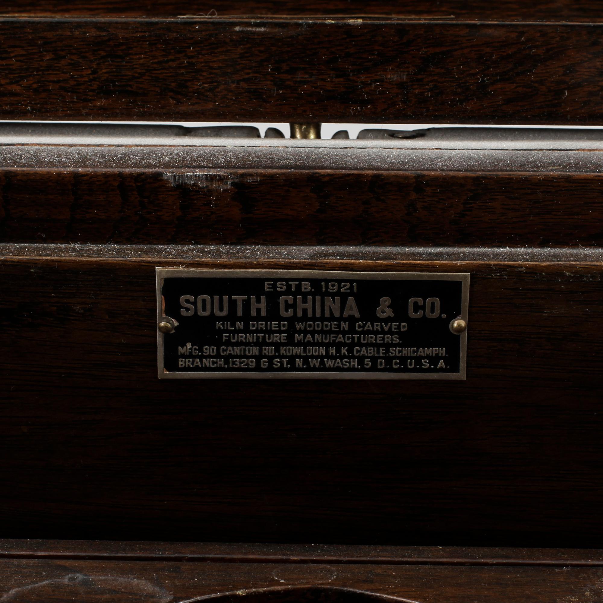 BARSKÅP, Kina, brickmärkt South China & Co, 1900-talets andra hälft.