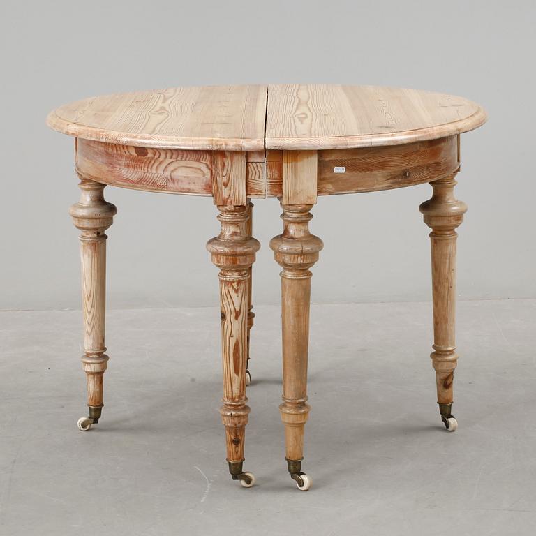 BORD, med iläggskiva, nyrokoko, omkring 1900.