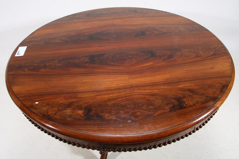 SALONGSBORD, nyrokoko, sent 1800-tal.