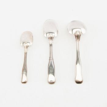 Harald Nielsen, 73-piece silver cutlery set "Old Danish" by Georg Jensen.