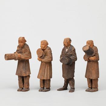 Axel Petersson Döderhultarn, "Begravning" (= The funeral) (9 pieces).