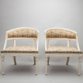 BALJFÅTÖLJER, ett par, gustaviansk stil, sekelskiftet 1800/1900.