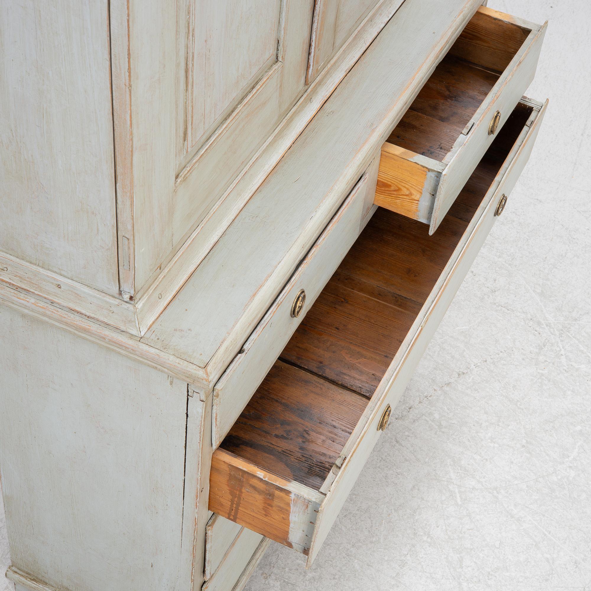 Cabinet, 19th century.