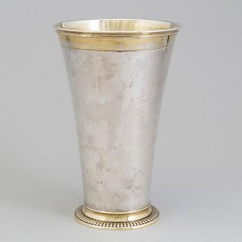 A silver price cup by CG Hallberg, Stockholm 1946.