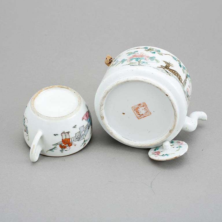 KANNOR, 2 st, porslin, Kina, 1800-tal.