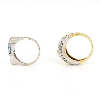 RINGAR, 2 st, 18K guld, med syntetisk blå spinell, troligen syntetisk röd spinell och små diamanter. Vikt ca 12,20 g.
