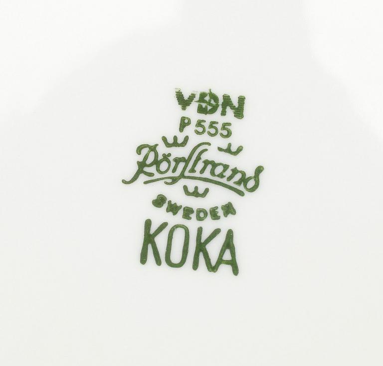 SERVISDELAR, 106 st, porslin, "Koka Blå", Hertha Bengtsson, Rörstrand, 1900-tal.
