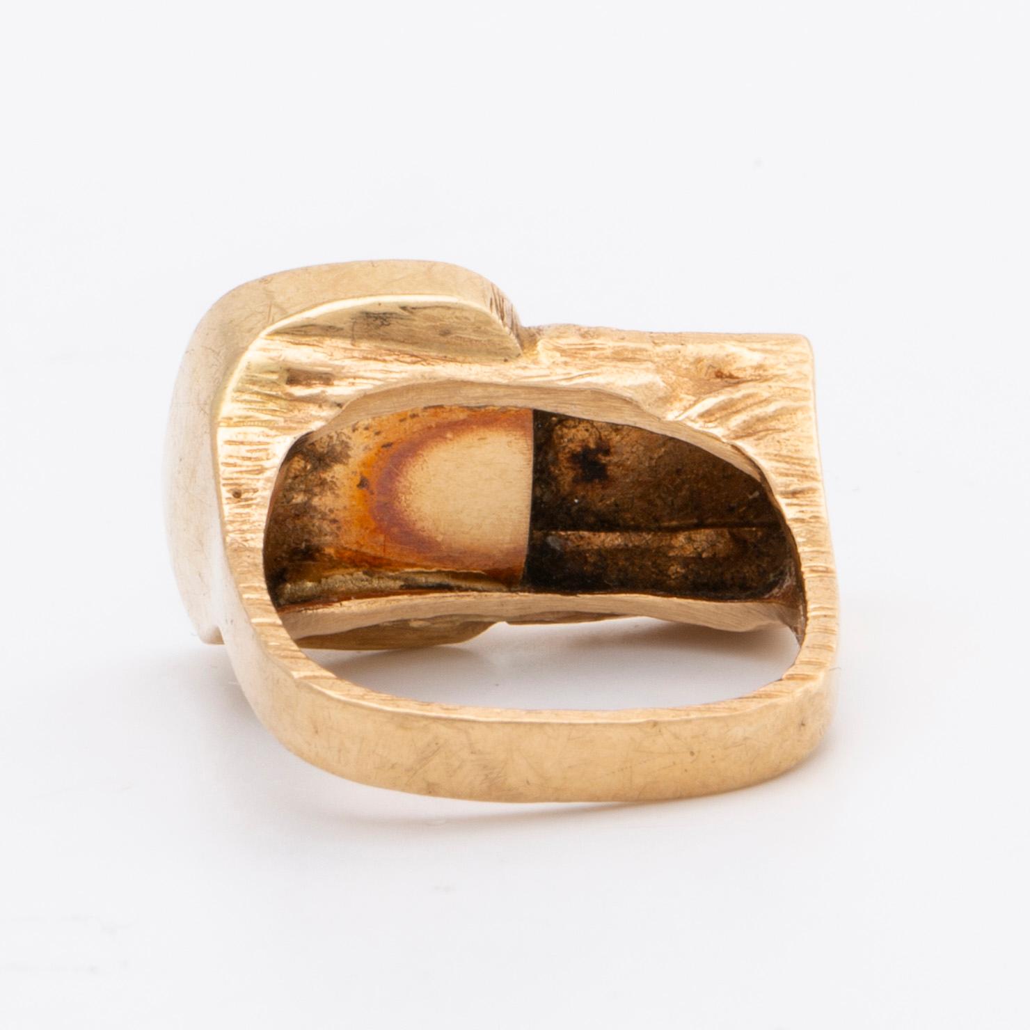 RING, 14K guld med opal ca 11 x 10 mm.