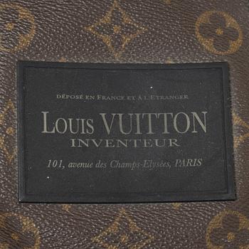 Louis Vuitton, weekend bag, "Keepall Bandouliere 55".
