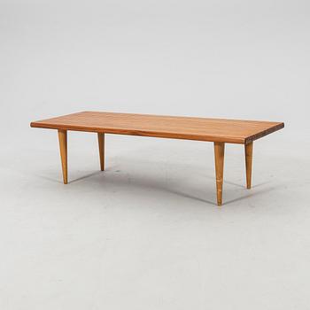 Soffbord Nordiska Kompaniet (NK) modell 579-041 ur Triva kollektionen 1954.
