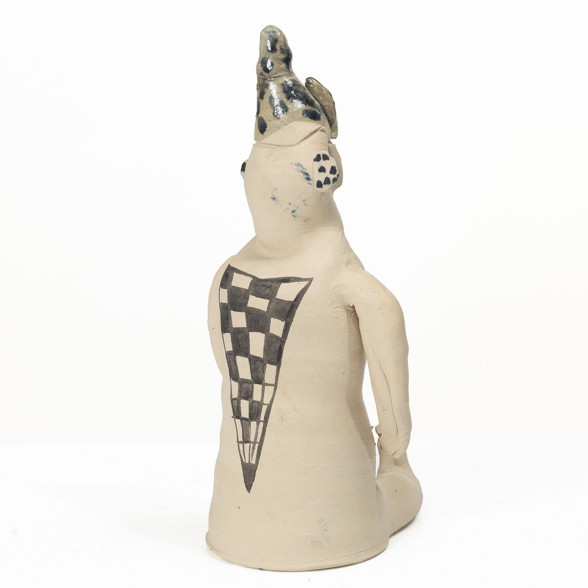 Ulrica Hydman-Vallien, Skulptur, lergods, egen ateljé.