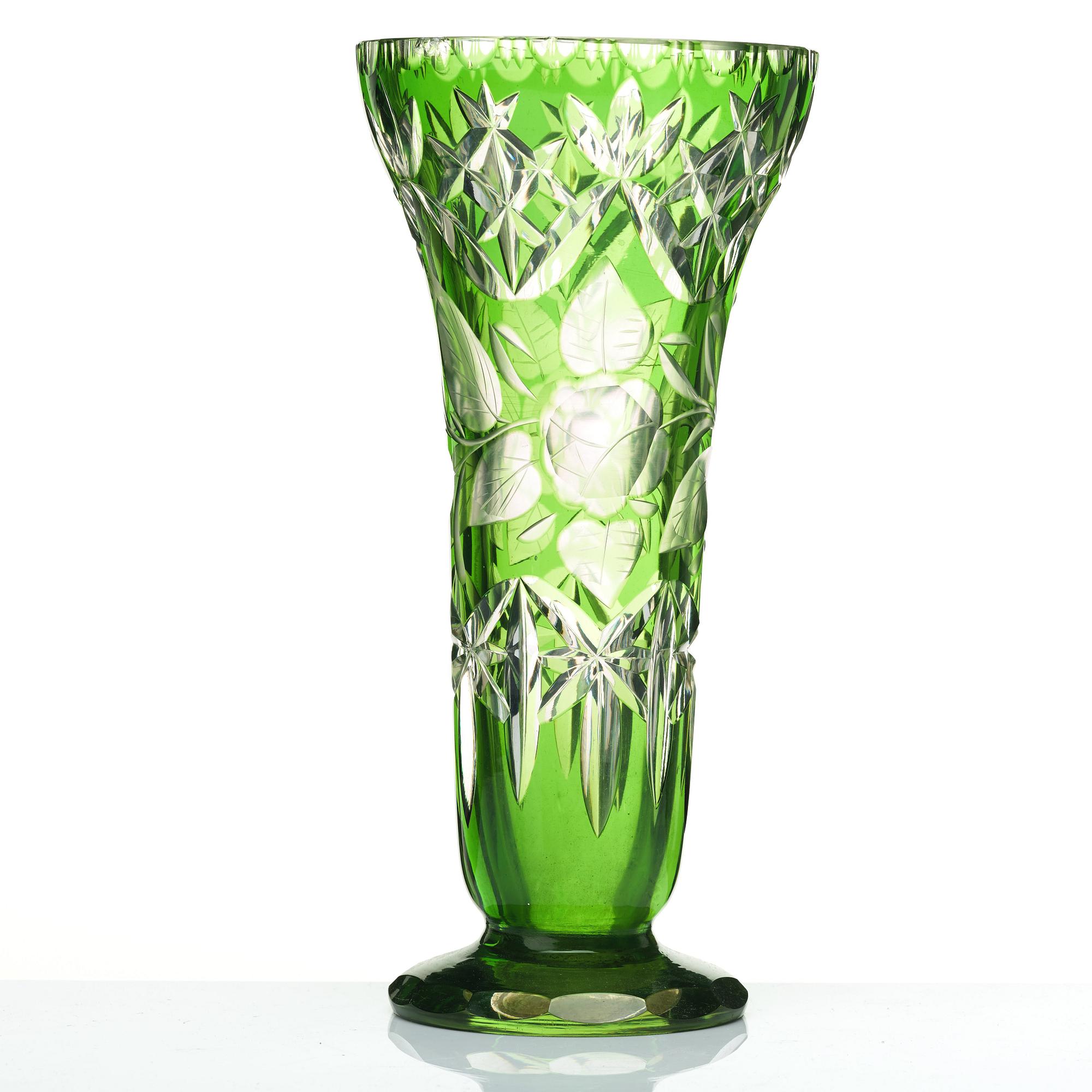 Gunnar Cyrén, Gerda Strömberg, Firma Svenskt Tenn and others, a group of decorative vases, ashtrays etc, 20th c.