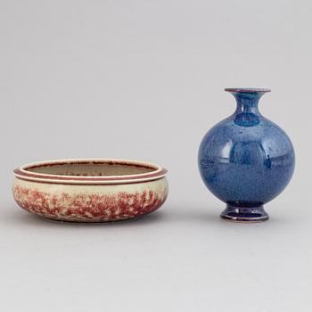 Sven Wejsfelt, a set of three stoneware vases and a bowl for Gustavsbergs studio, 1985-90.