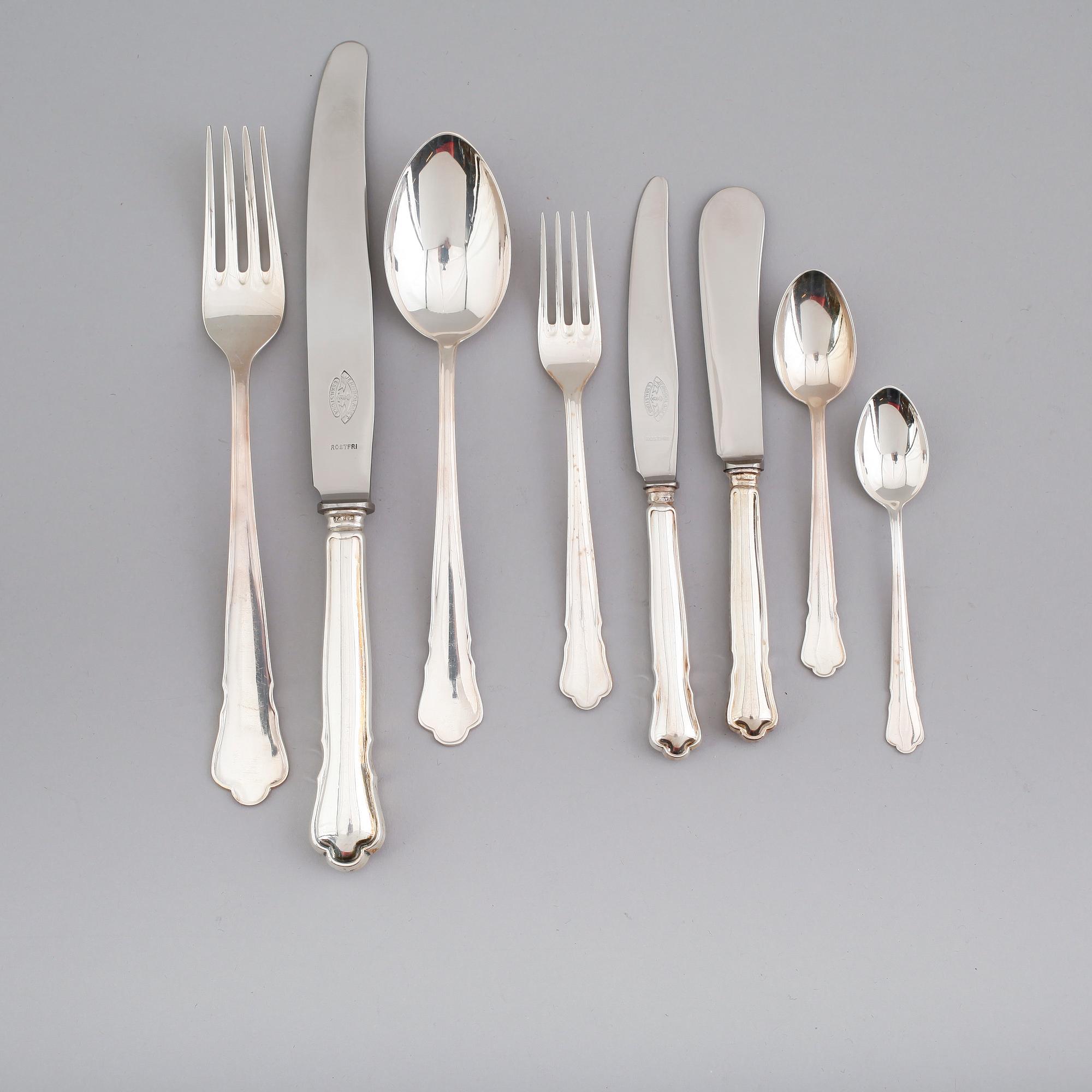 BESTICK, 91 delar snarlika, silver, "Chippendale", GAB, 1940/50-tal. Vikt med stålblad ca 2973 gram.