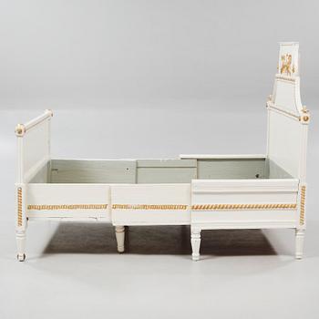 A late gustavian bed, around the year 1800.
