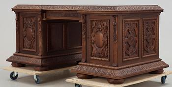 SKRIVBORD, renässansstil, 1900-talets början.