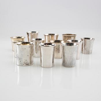 A collection of cups 12 pcs silver 18th/19th century.