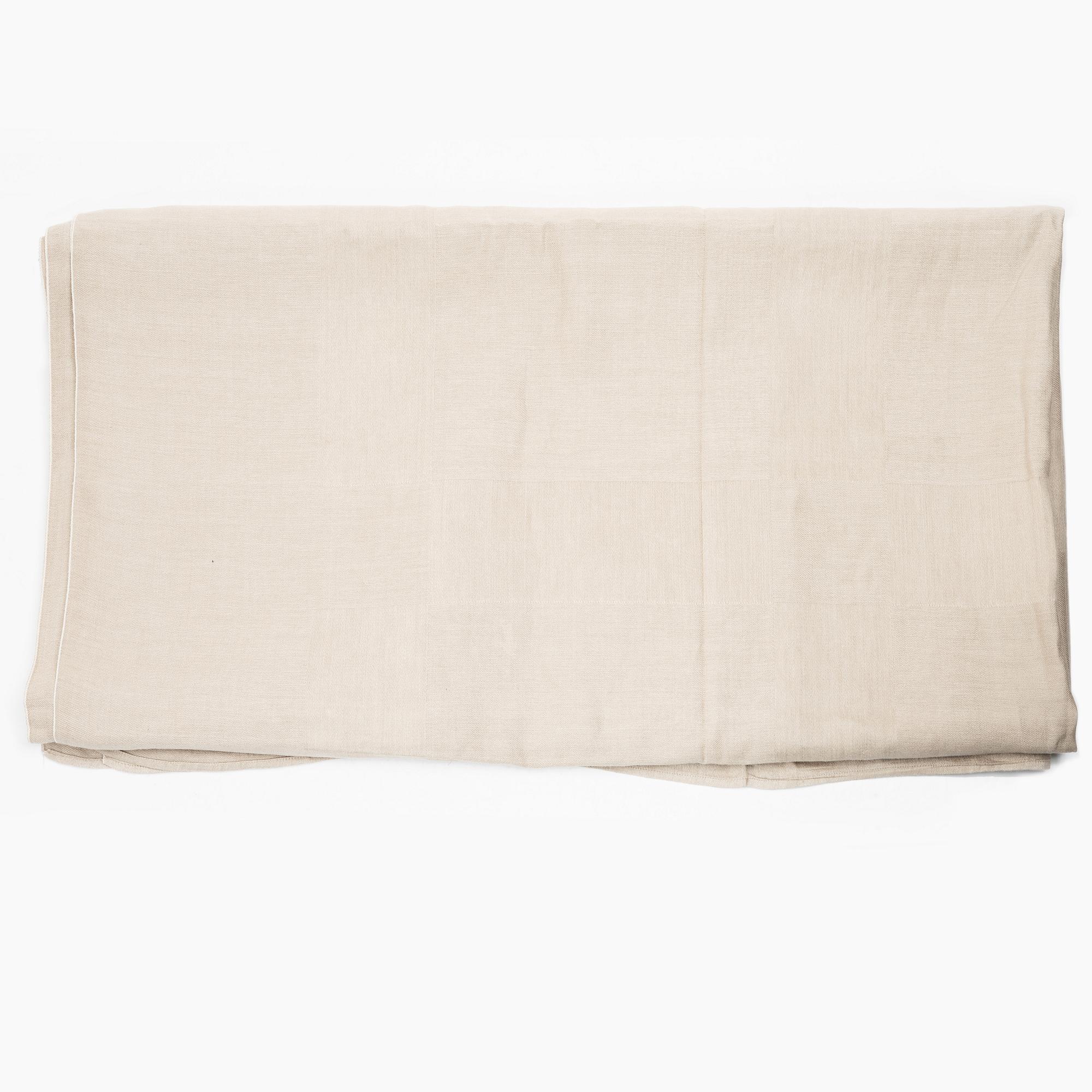 Ingrid Dessau, among others, tablecloths, 2 pcs including one "Nobel" and napkins, a pair, Klässbols Linen Weaving.