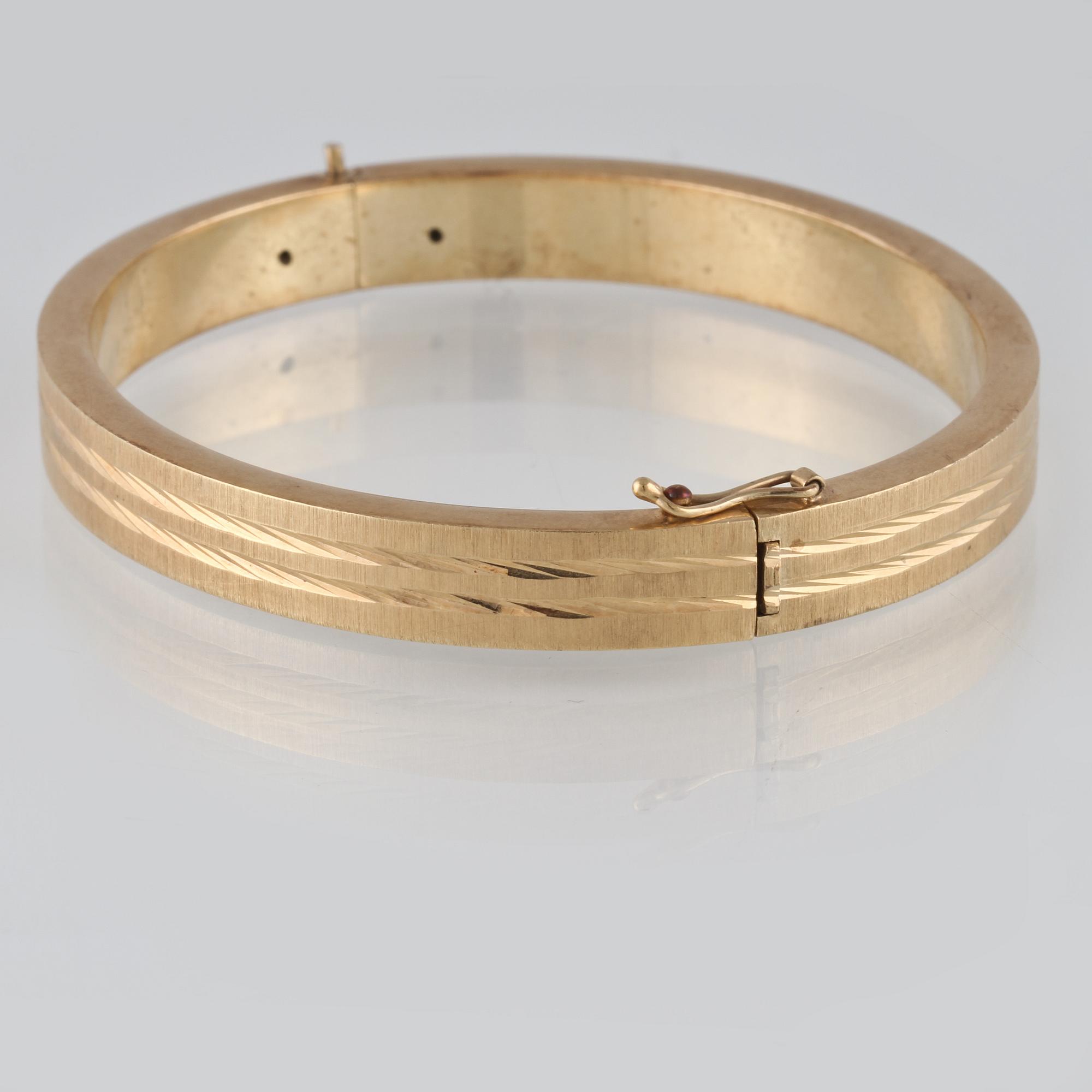 ARMRING, 14K guld, utländska stämplar. Vikt 26,2 gram.