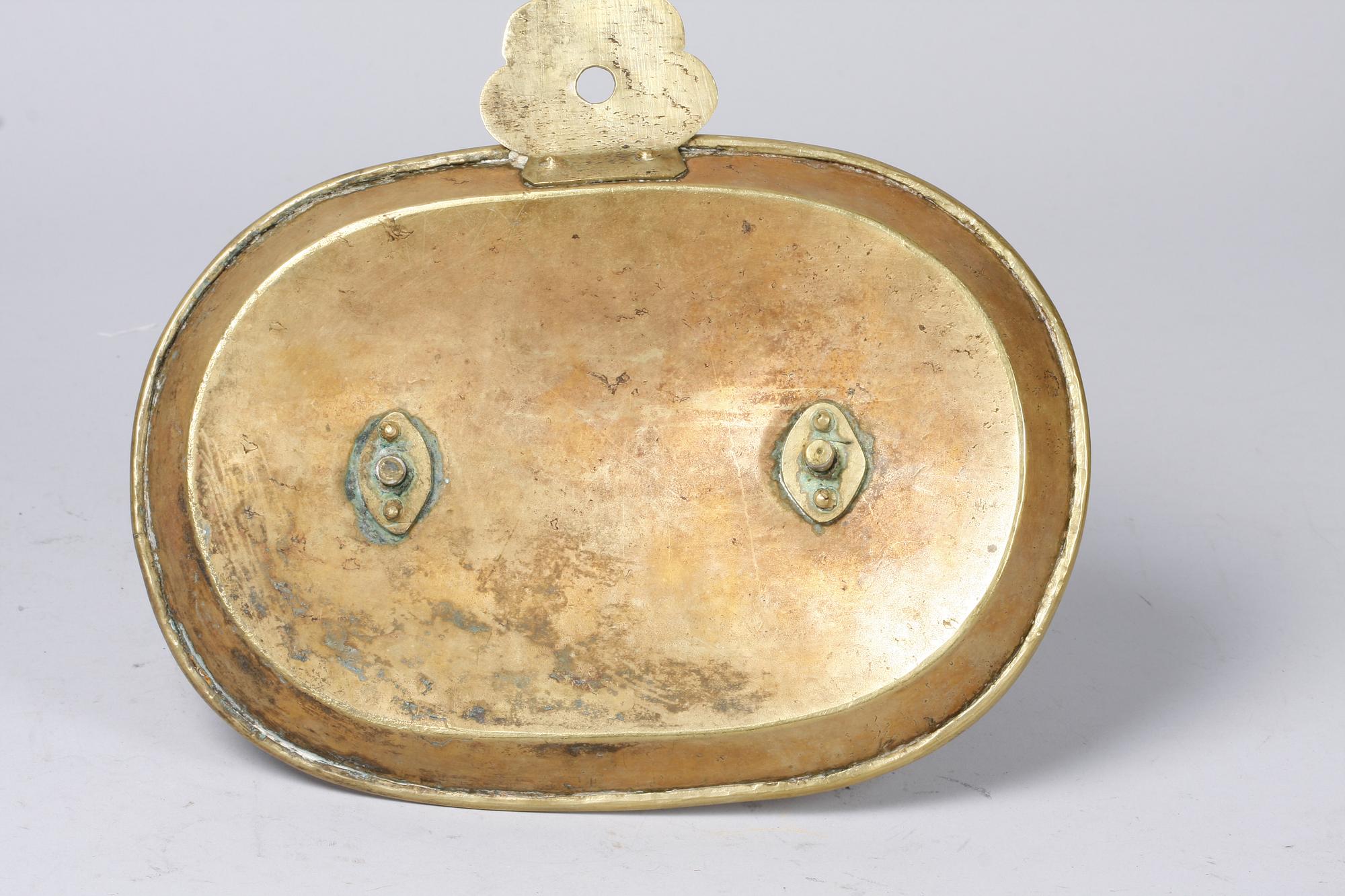 LJUSSTAKE. Mässing. 1800/1900-tal.