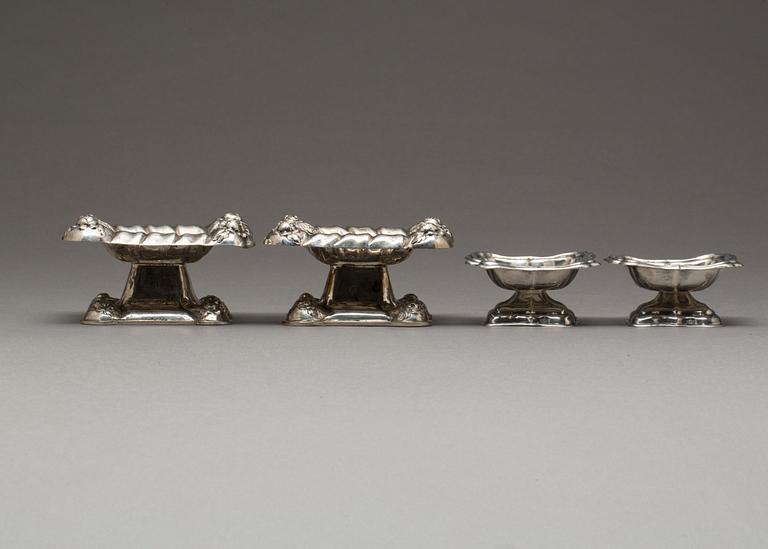 SALTKAR, 2 par, Österrike/Ungern, 1900-tal, silver, total vikt 360 g.