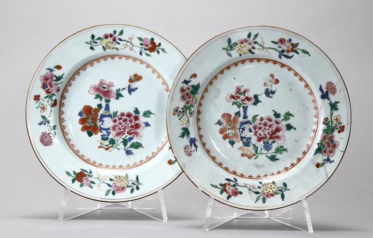TALLRIKAR, 7 st, porslin, Kina, 1700-tal.